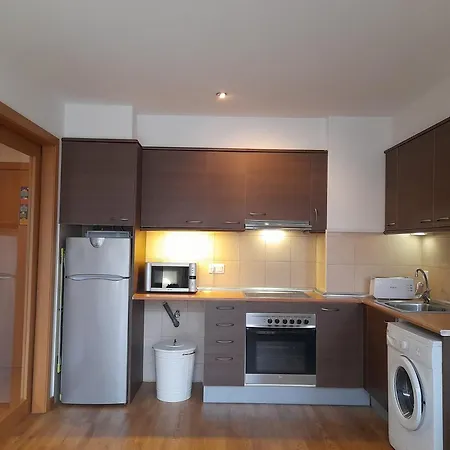 Confortable Y Espacioso Auet 2 Apartment