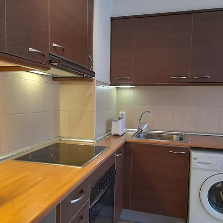 Apartment Confortable Y Espacioso Auet 2